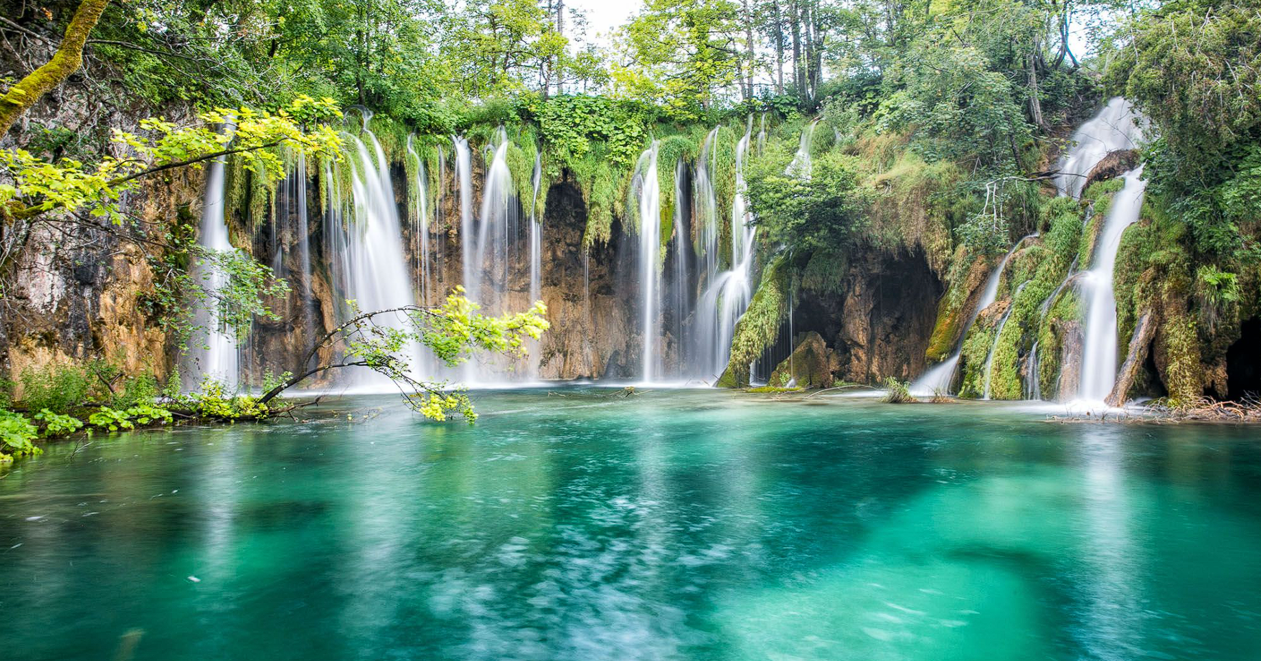 Bafageh Tour and Travel