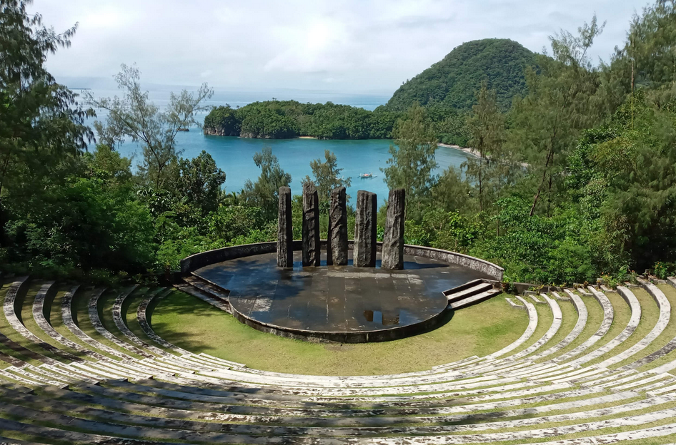 Memperkenalkan Pesona Albay Province: Misibis Bay Resort dan Cagsawa Ruins