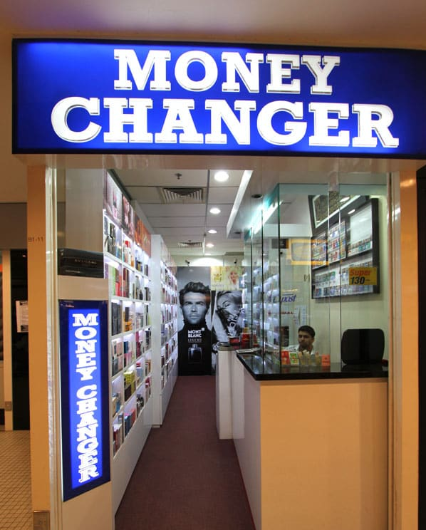 Bisnis Money Changer Online: Peluang dan Tantangan di Era Digital